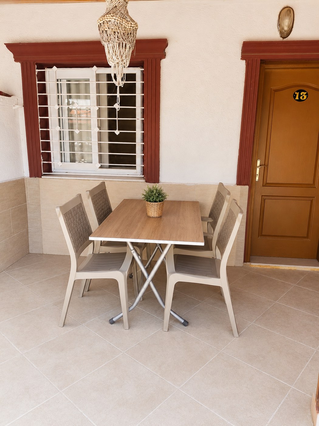 Oktay Apart Otel daire terası